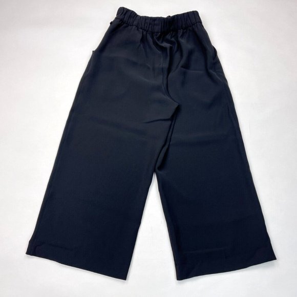 Lululemon Noir Crop Black Women 4 EUC Tie Front Pant Pockets Stretch On the Move - Picture 2 of 16